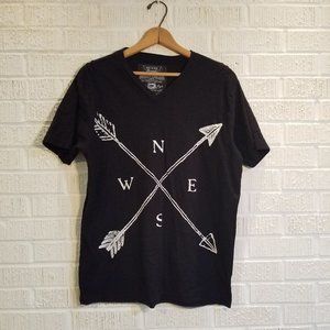 3 for 20 Broken Threads black compass tee M